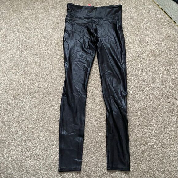 SPANX Black Faux Leather Coated Compression Legging Size Medium - Picture 9 of 12